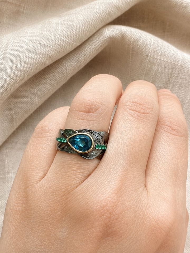 Vintage Pure 925 Silver Topaz  Ring