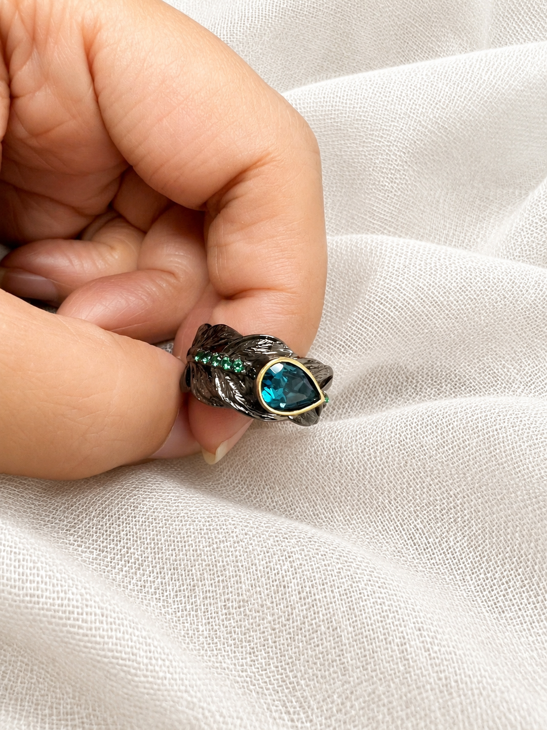 Vintage Pure 925 Silver Topaz  Ring