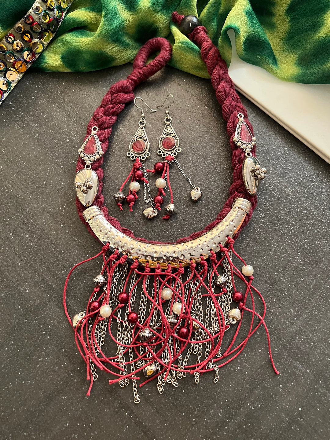 Fusion Hasli Necklace with Earrings