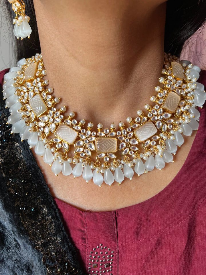 Royal Bridal Choker Necklace with Earrings and Maangtikka