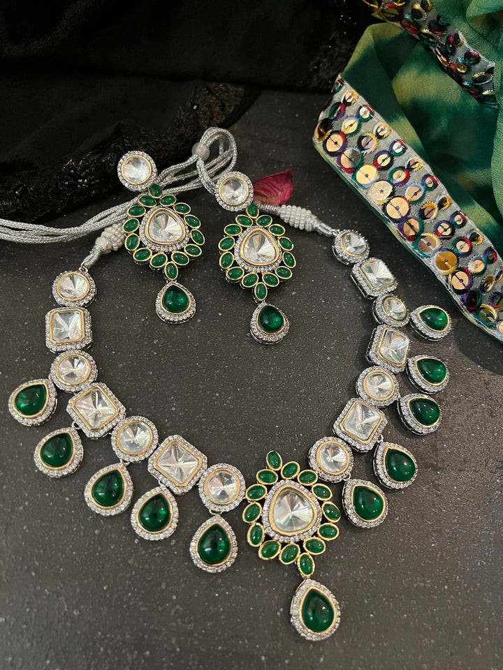 Elegant Kundan Necklace Set - Dazzle at Weddings and Festive Affairs