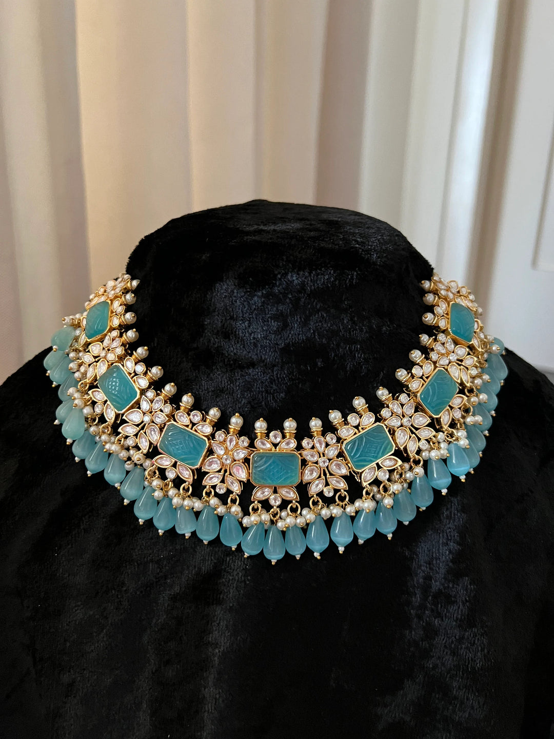 Royal Bridal Choker Necklace with Earrings and Maangtikka