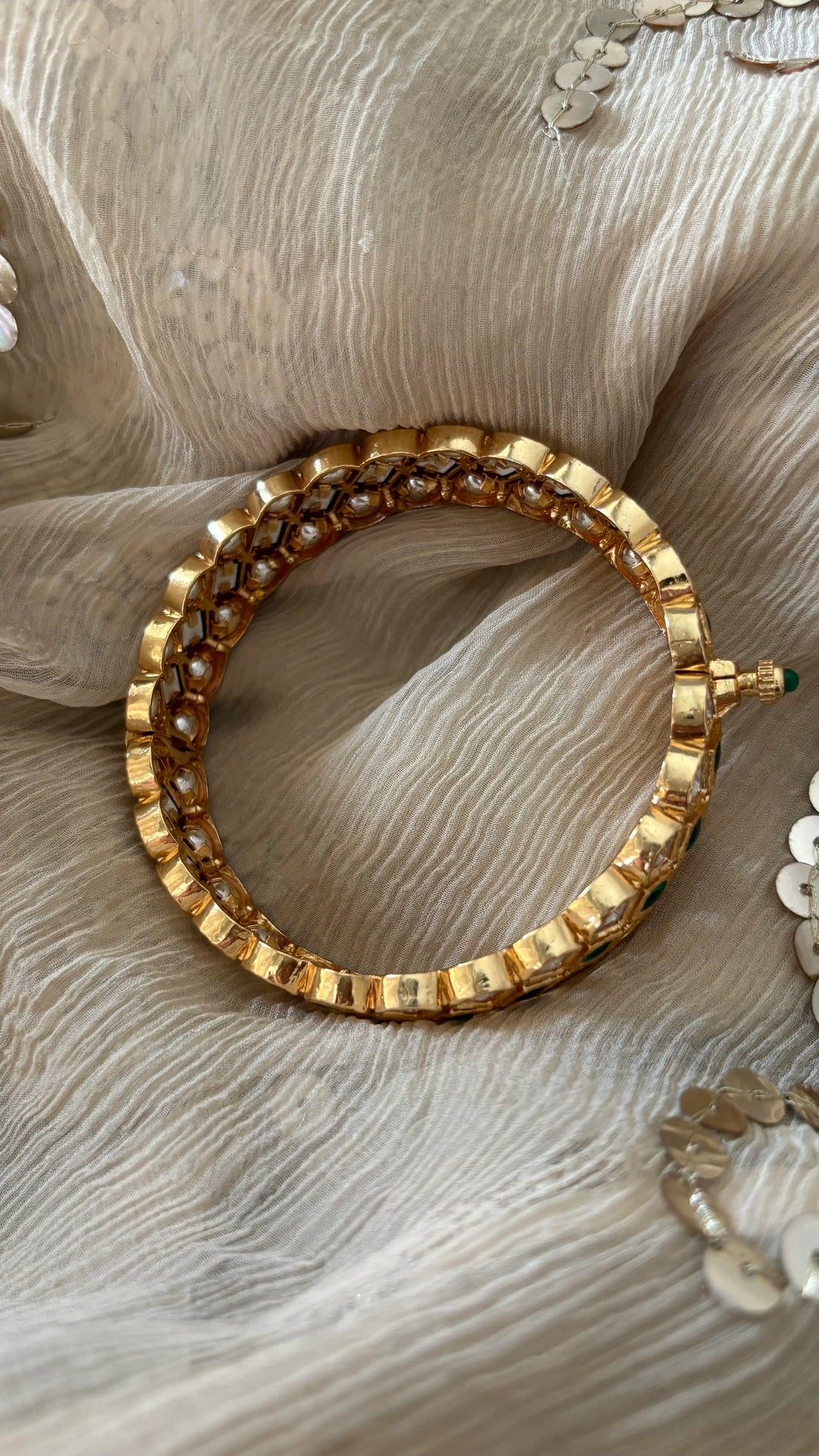 Classic Green Kundan Bangle