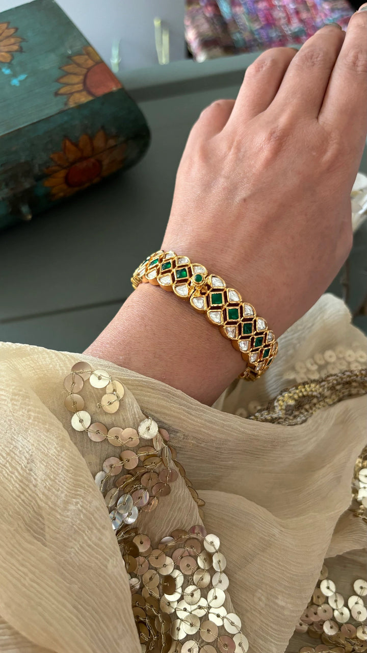 Classic Green Kundan Bangle