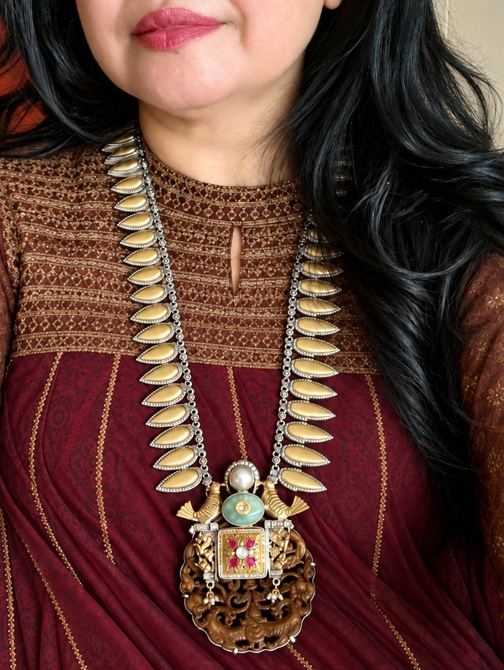 Carved Brown Gemstone 925 Silver Tribal Pendant Necklace Set