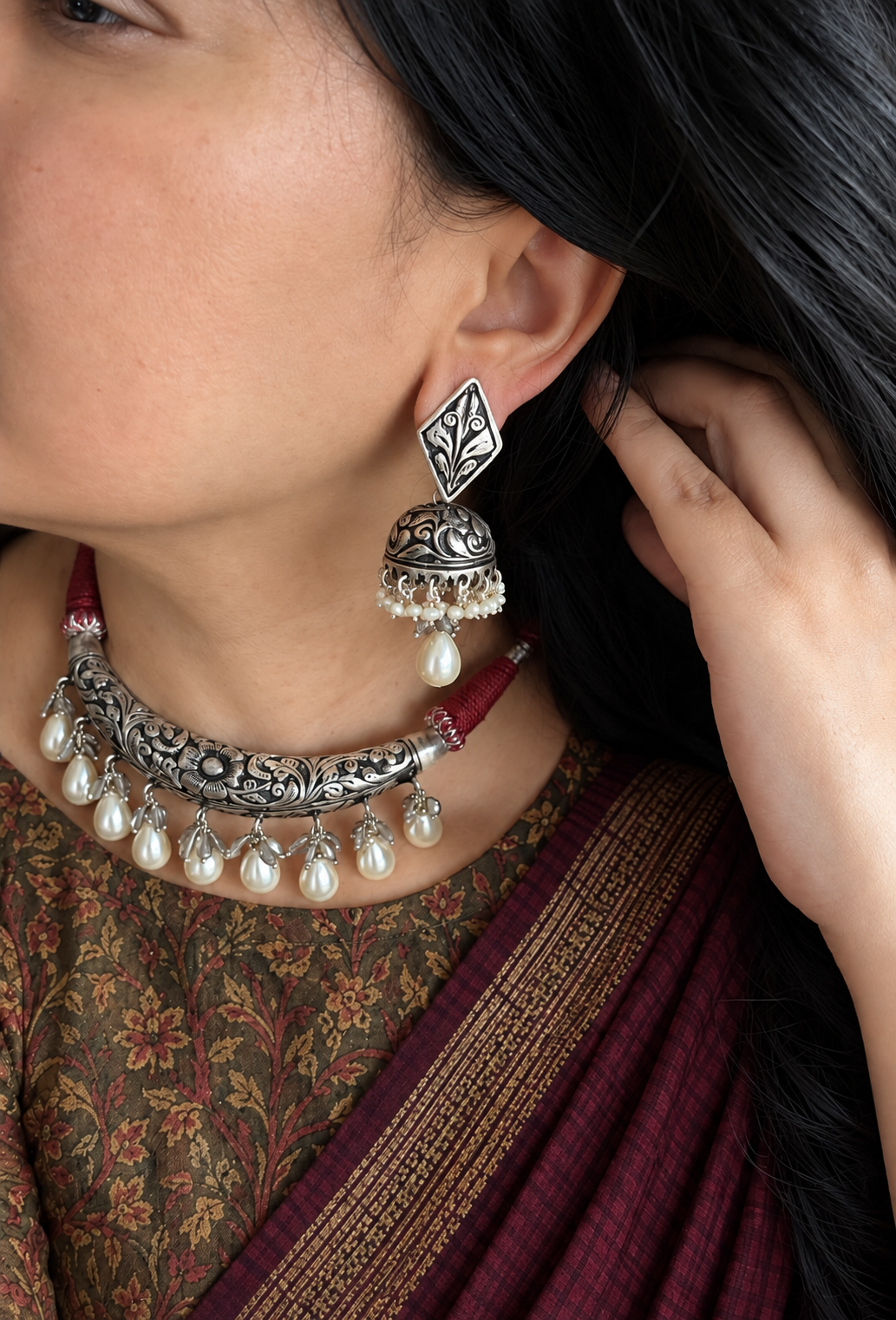 925 Silver Chitai Hasli Set with Shell Pearl Drops
