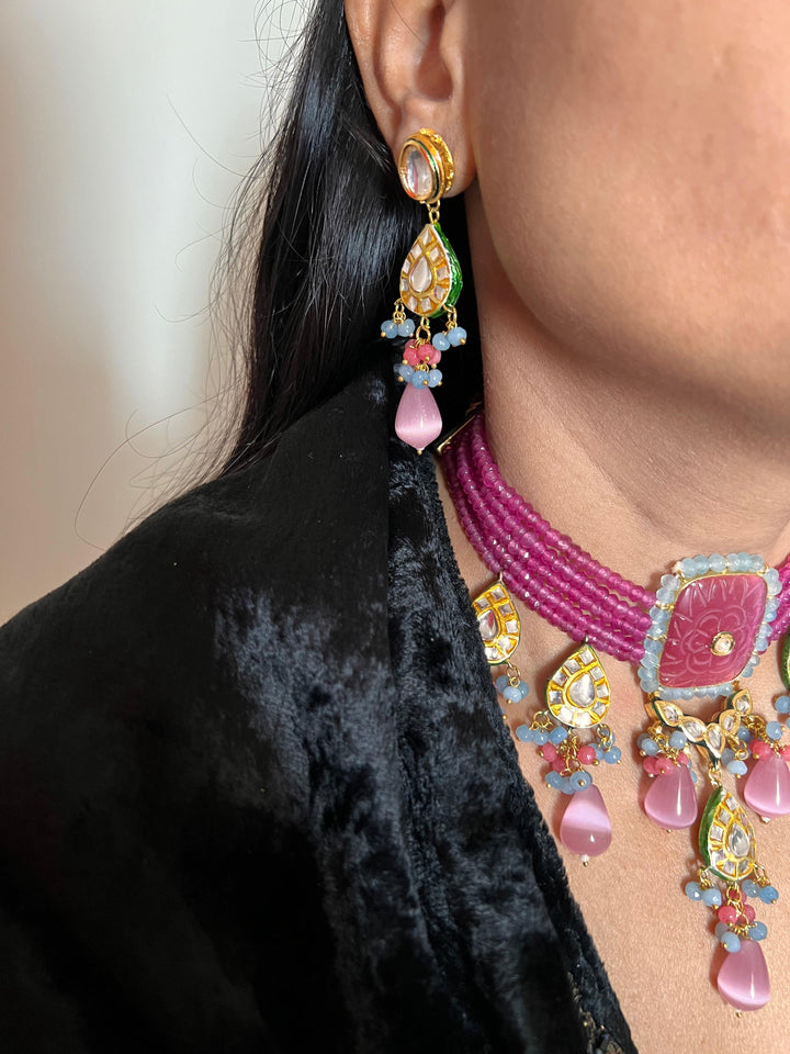 Stunning Kundan Choker with Earrings - SHIVKA