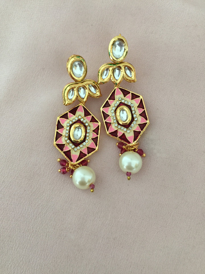 Elegant Kundan Necklace Set - Dazzle at Weddings and Festive Affairs