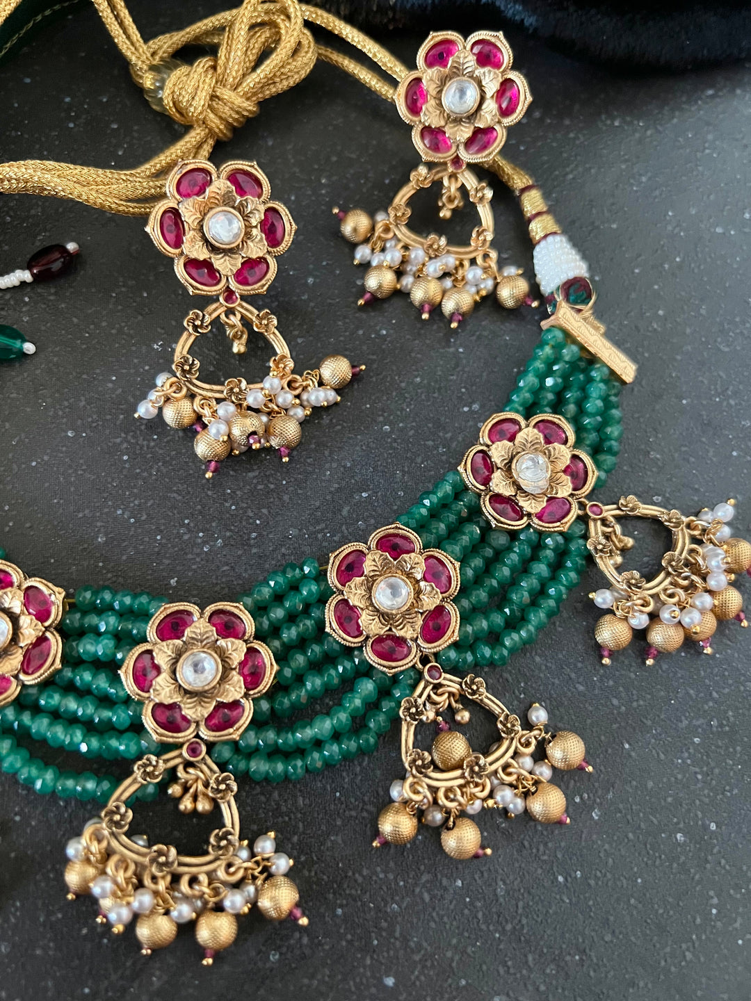 Kundan Wedding Collar Necklace with Earrings