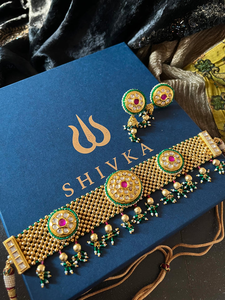 Elegant Kundan Choker with Jhumka Earrings