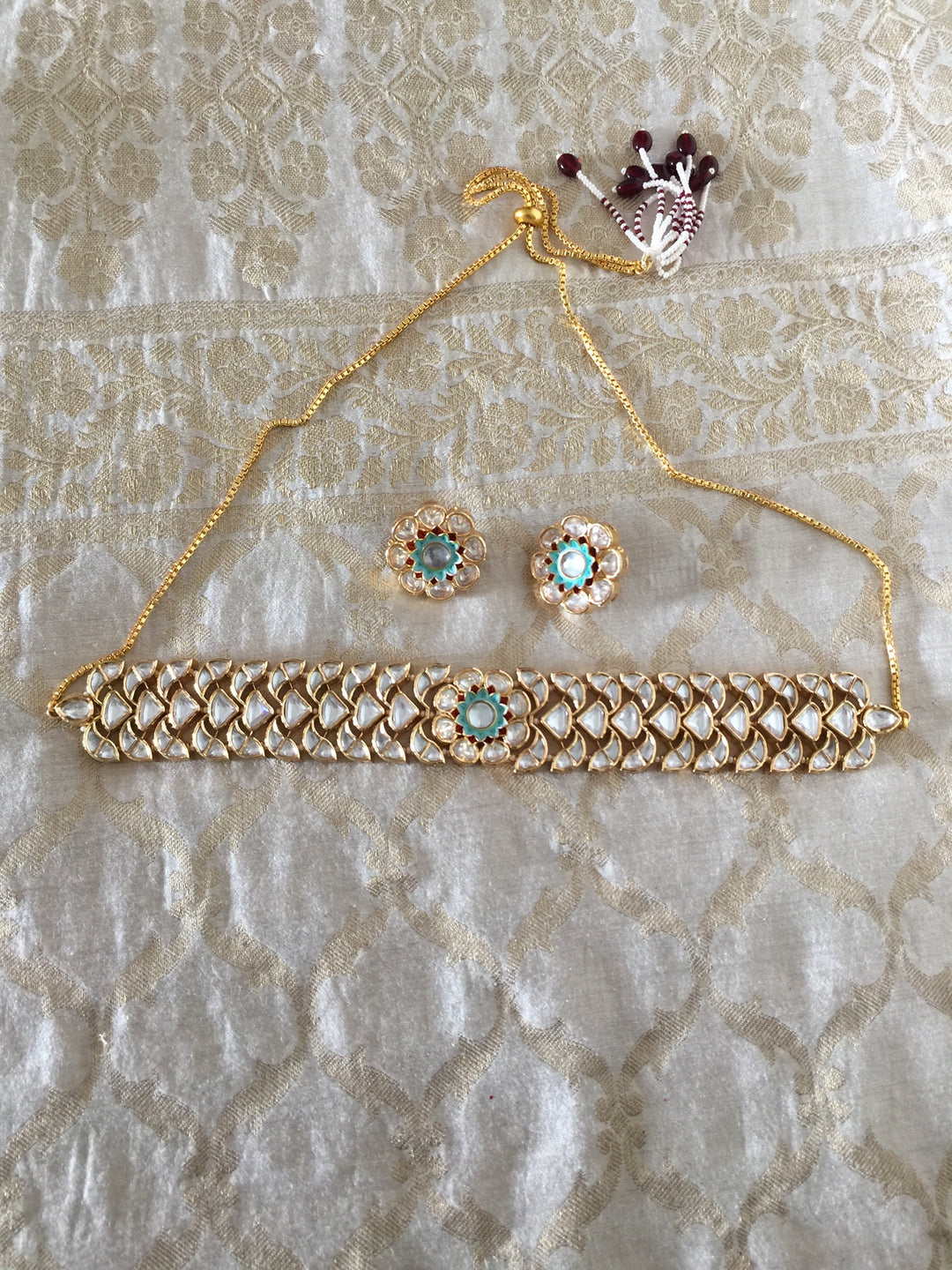 Gorgeous Polki Kundan Choker with Studs