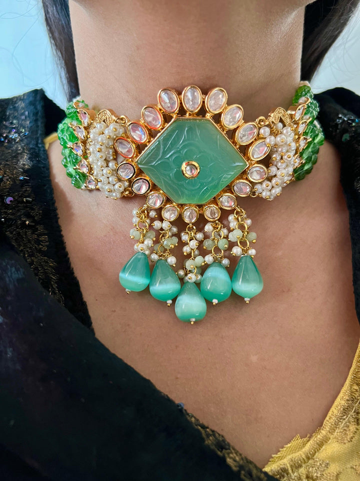 Gorgeous Kundan Choker with Statement Earrings - SHIVKA