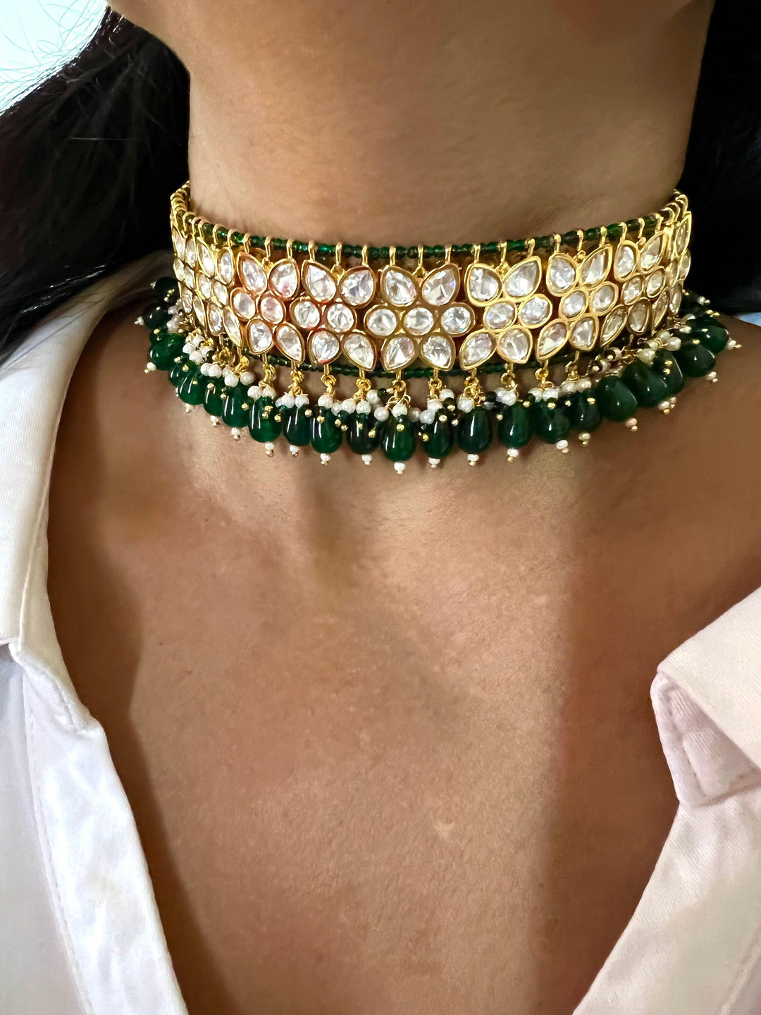 Scintillating Kundan Choker with Earrings - SHIVKA