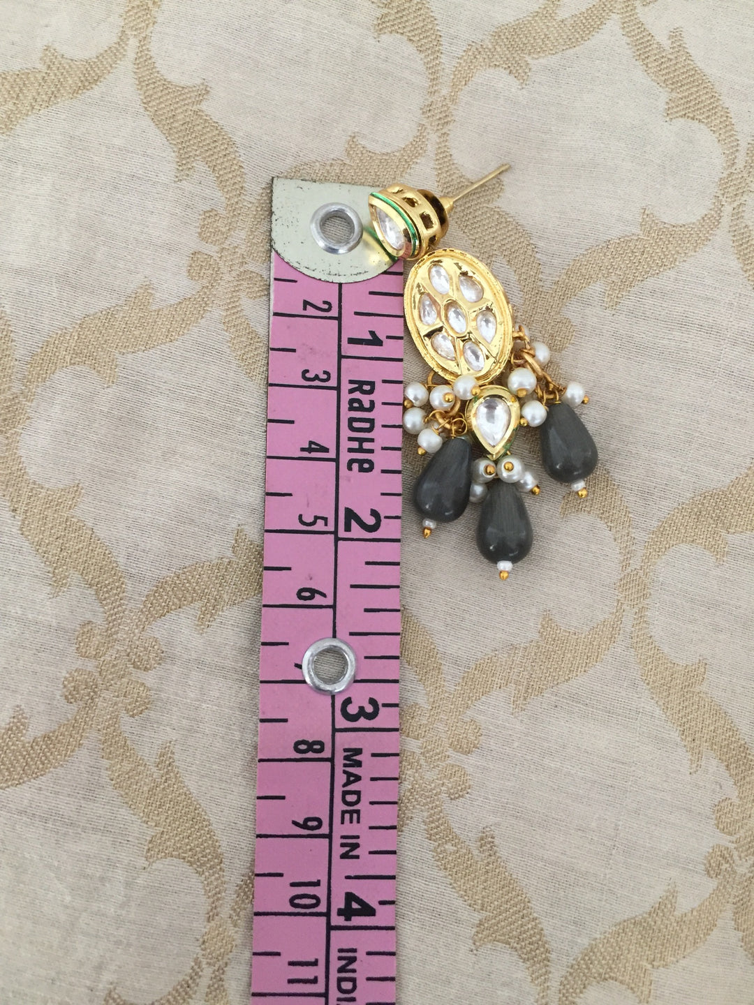 Classic Kundan Choker with Earrings and Maangtikka