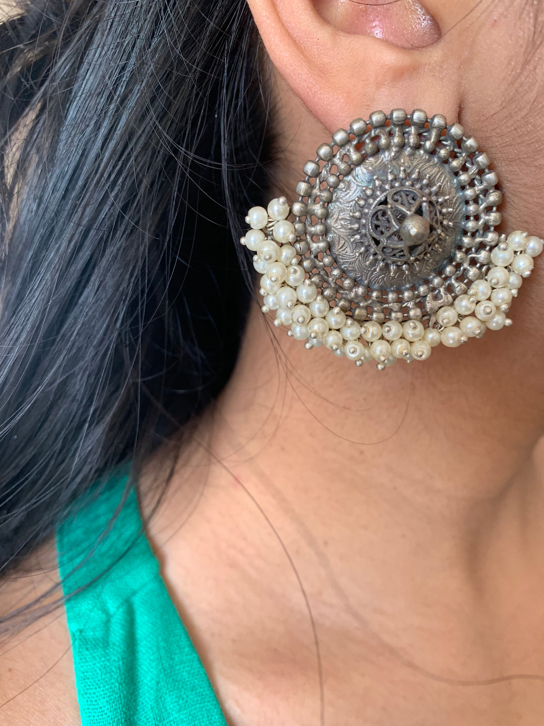 Antique Pearl Clusters Studs