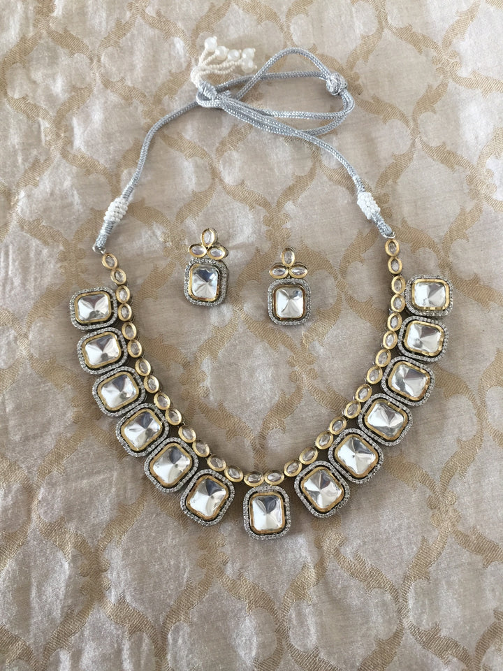 High Quality Square Shaped Kundan Necklace with Studs