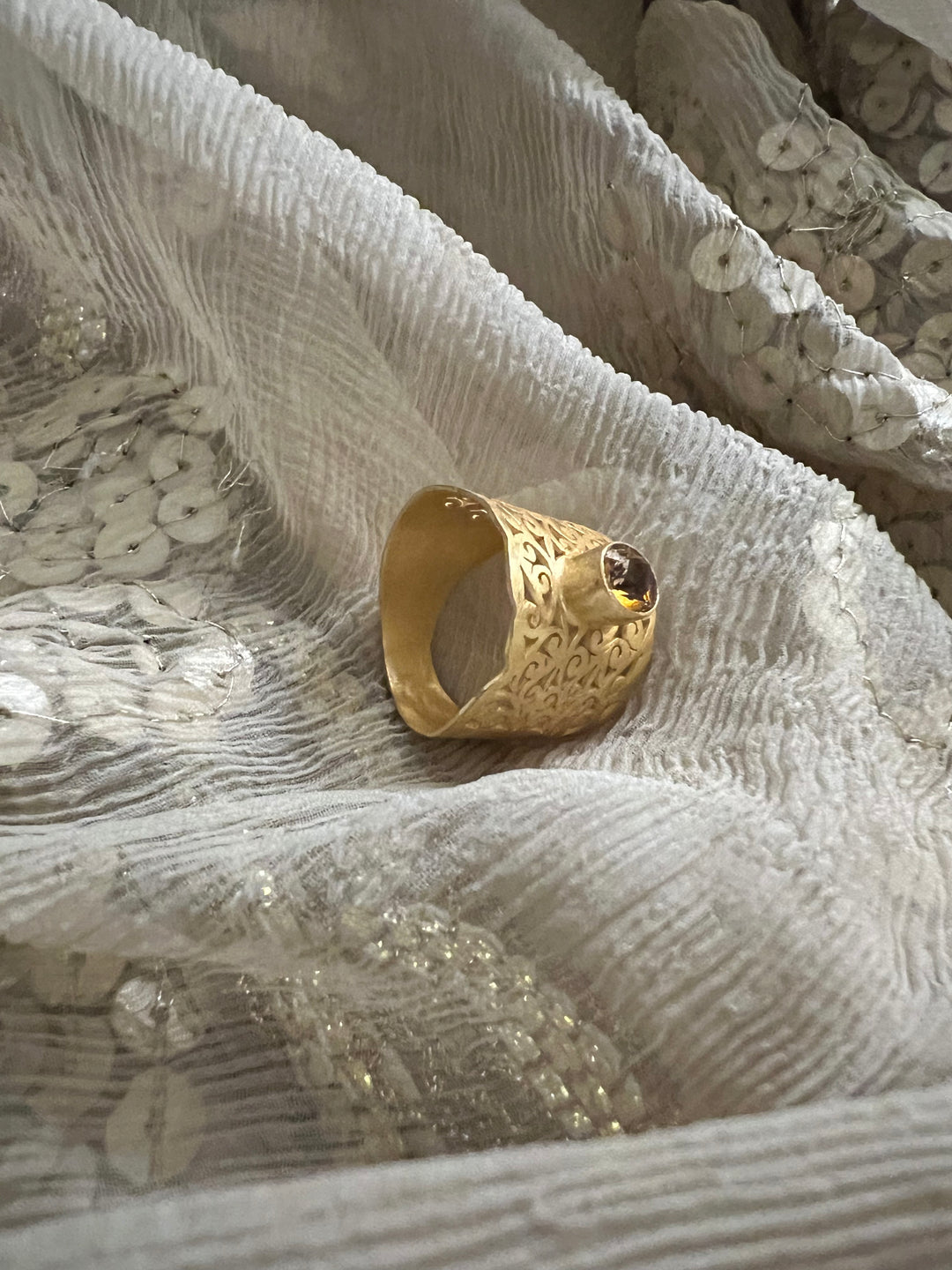 Beautiful Cut-work Quartz Ring