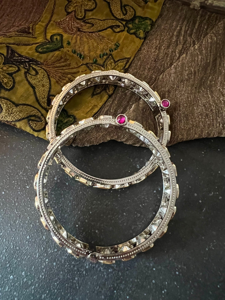 Uncut Polki Kundan Bangles