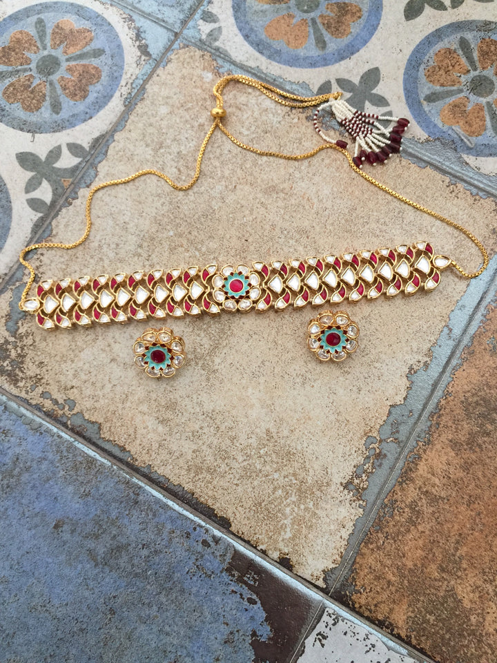 Gorgeous Polki Kundan Choker with Studs