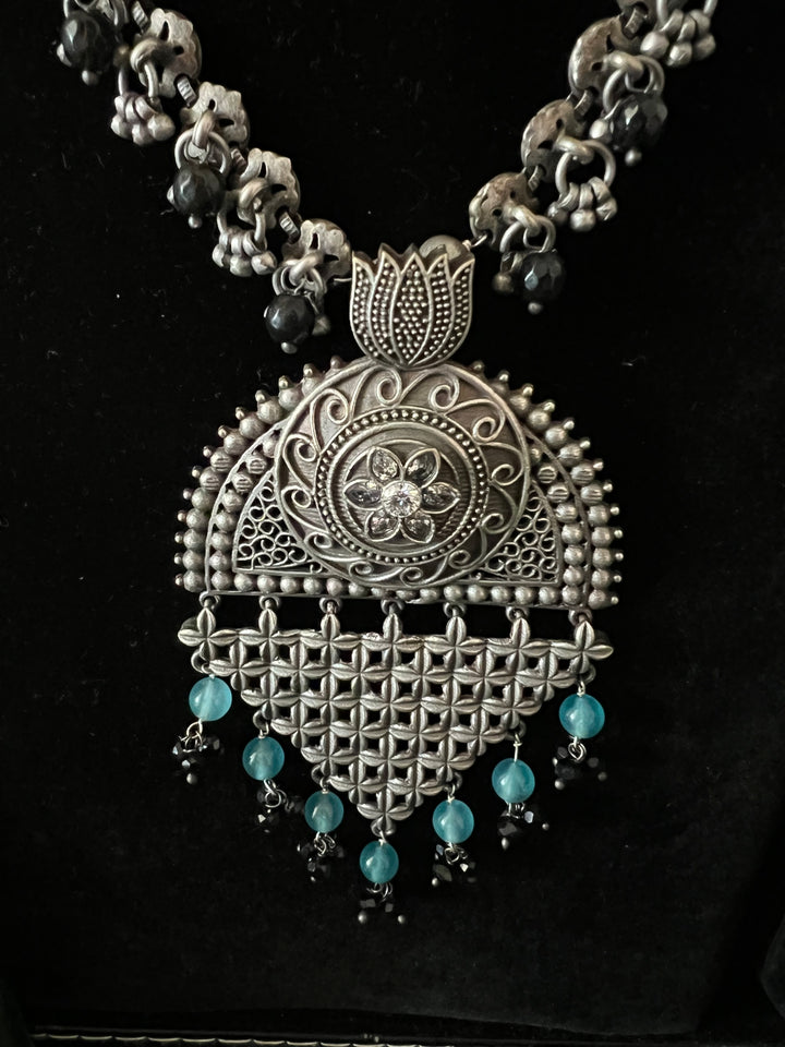 Vintage Artistic Necklace