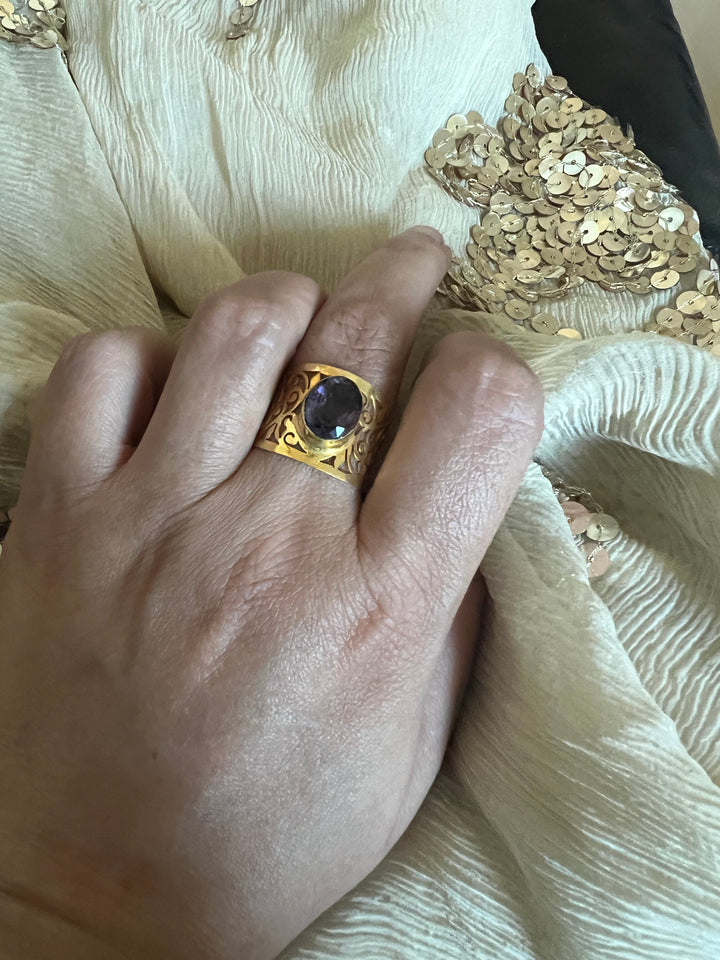 Beautiful Cut-work Amethyst Ring