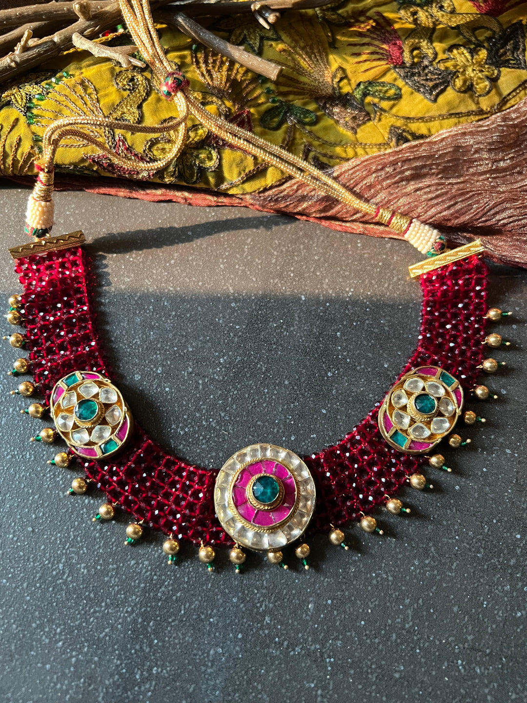 Maroon Chatai Choker with Earrings