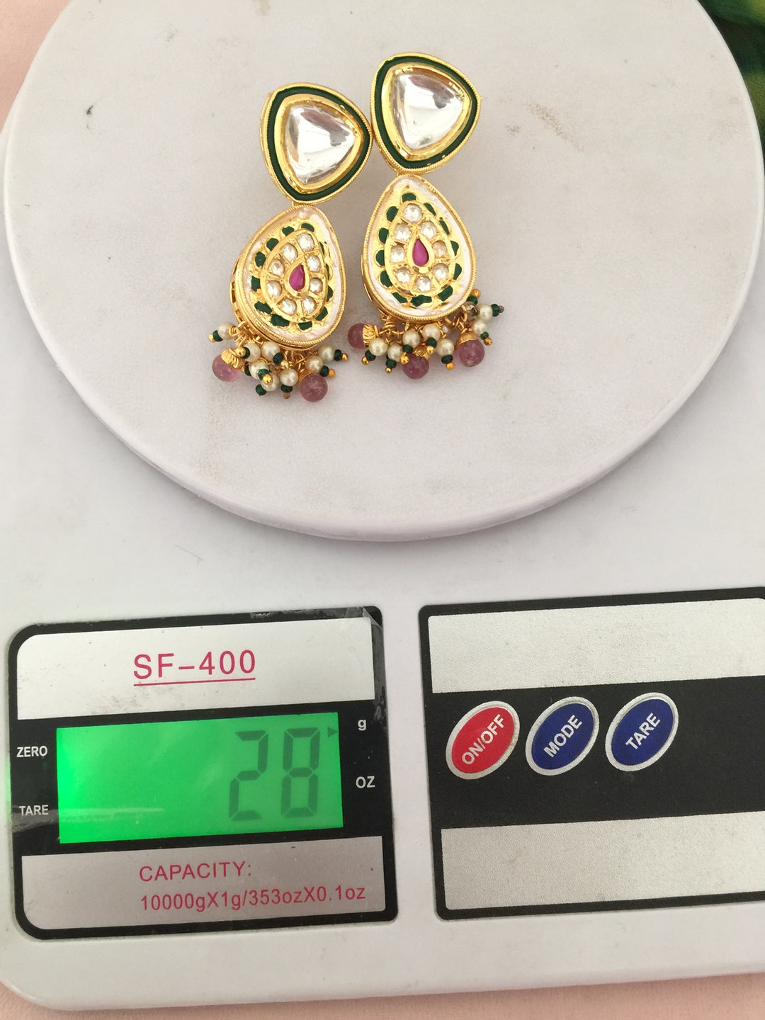 Elegant Kundan Necklace Set - Dazzle at Weddings and Festive Affairs