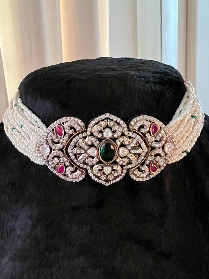 Pearls Choker with Statement Earrings