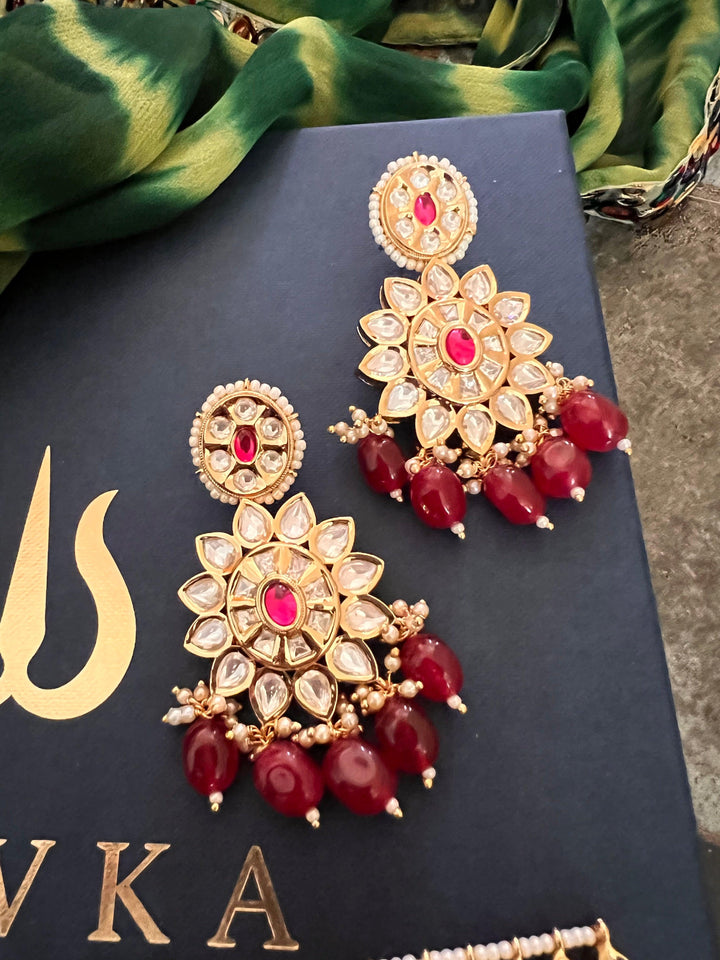 Jadau Kundan Choker with Statement Earrings - SHIVKA