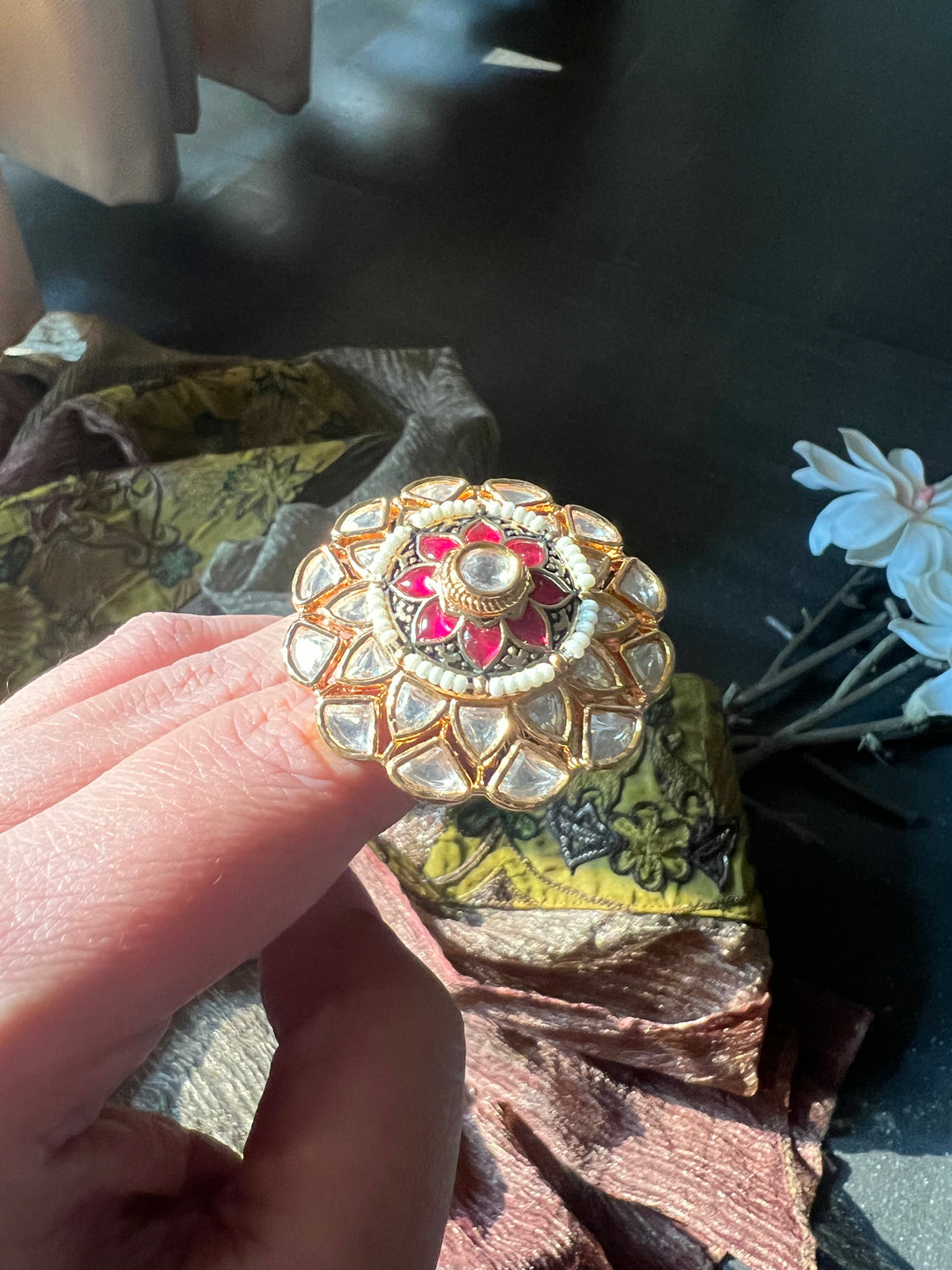 Kundan Rotating Ring