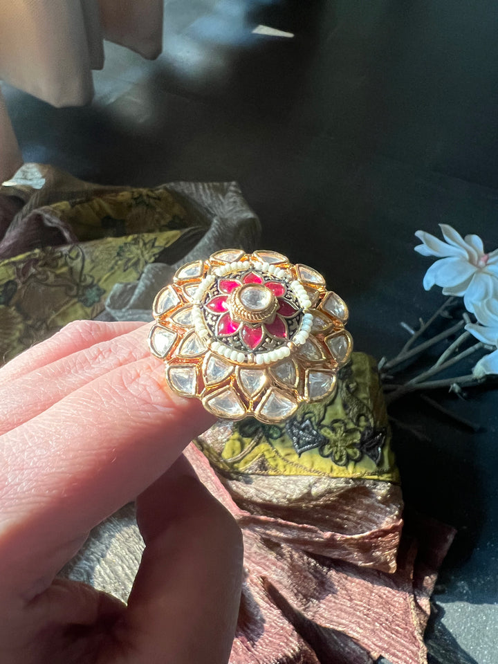 Kundan Rotating Ring