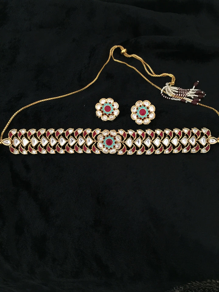 Gorgeous Polki Kundan Choker with Studs