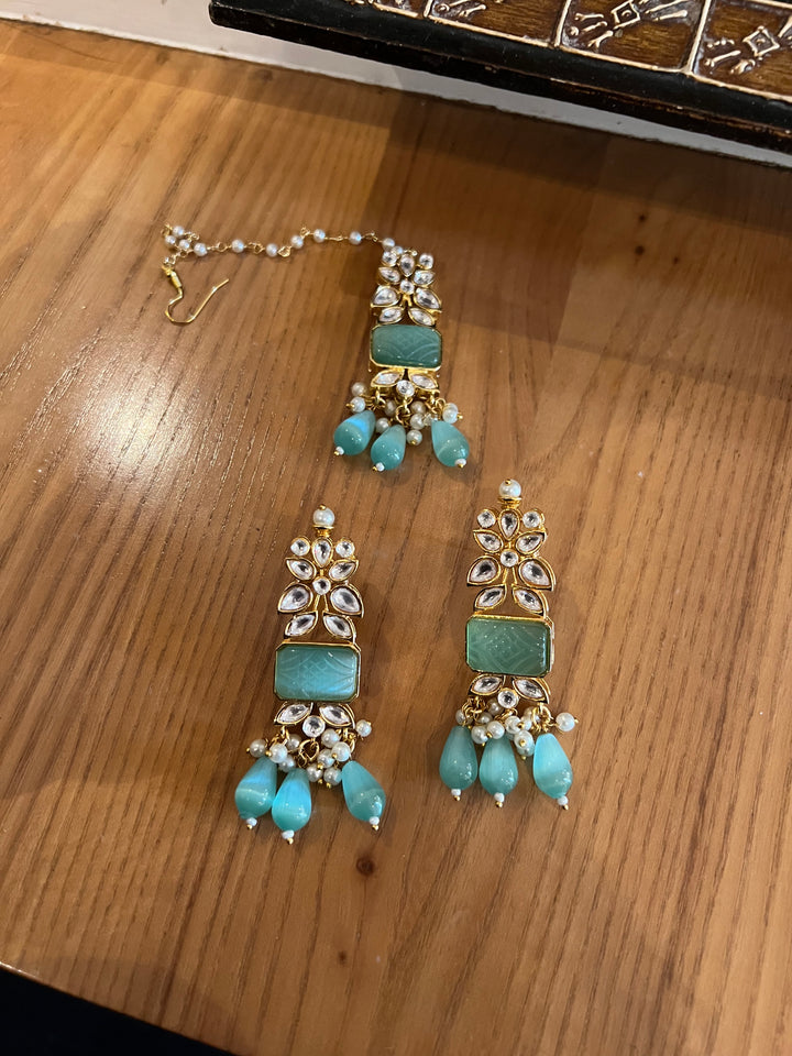 Royal Bridal Choker Necklace with Earrings and Maangtikka