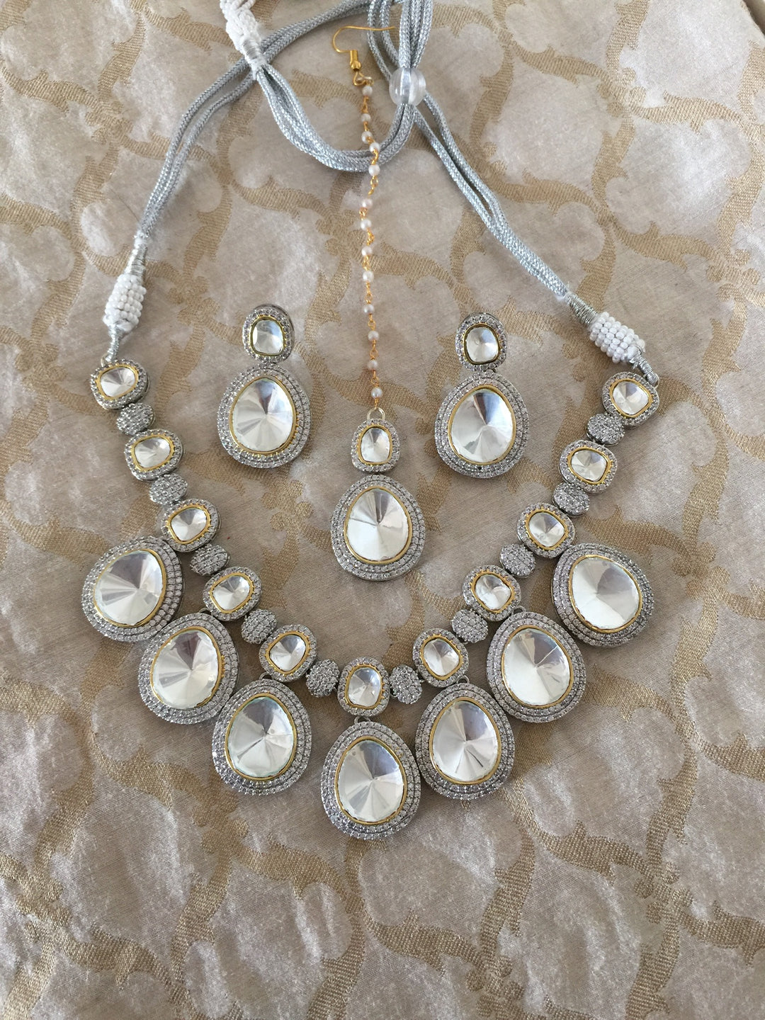 High Quality Uncut Polki Kundan Necklace with Earrings and Mangtikka