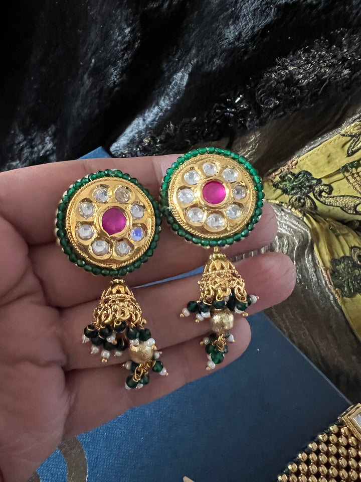 Elegant Kundan Choker with Jhumka Earrings