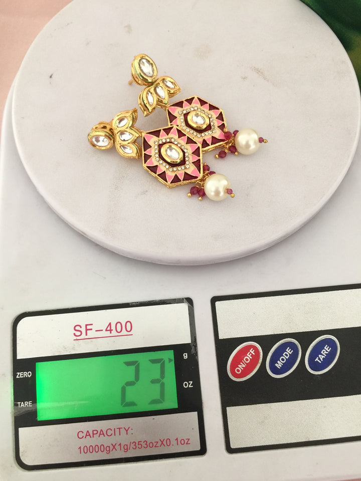 Elegant Kundan Necklace Set - Dazzle at Weddings and Festive Affairs