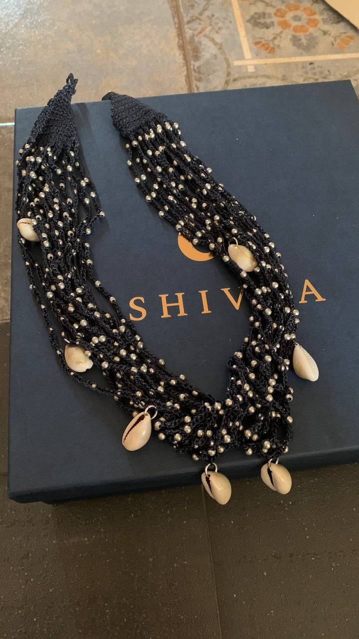 Blue and Silver Beads Short Necklace