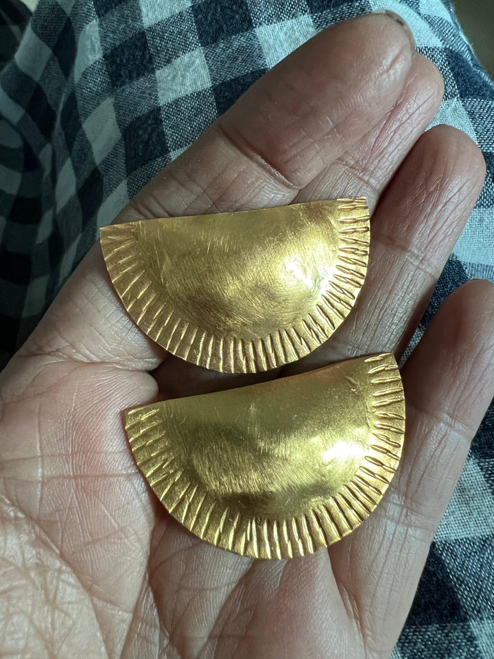 Half Moon Studs - SHIVKA