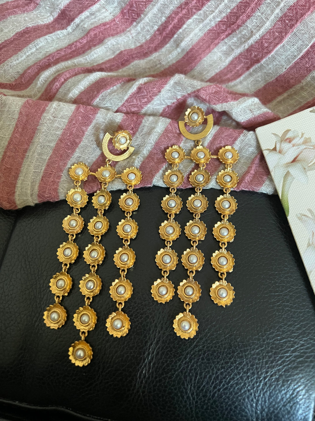 Statement Pearl Flowers Earrings