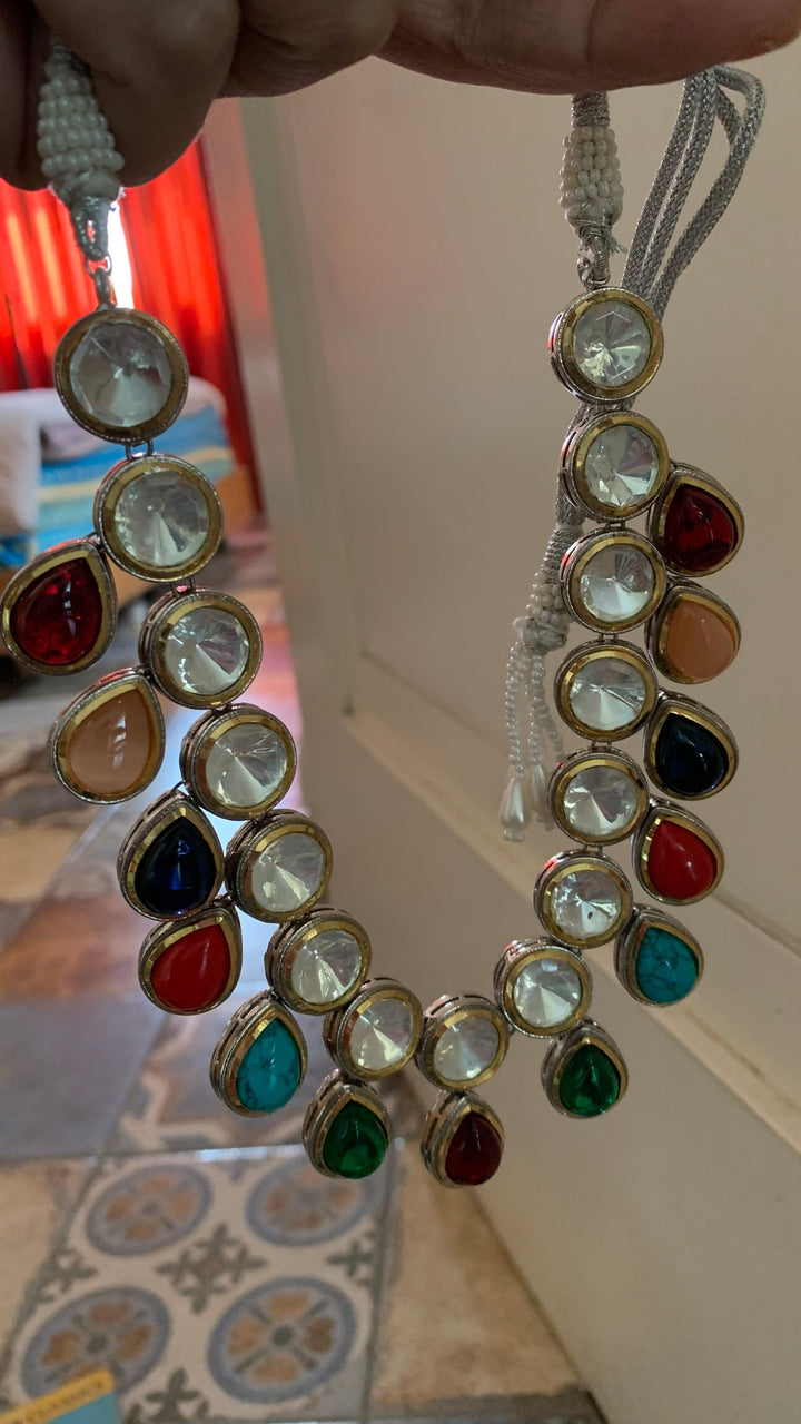 Vintage Stones Kundan Necklace with Statement Earrings - SHIVKA