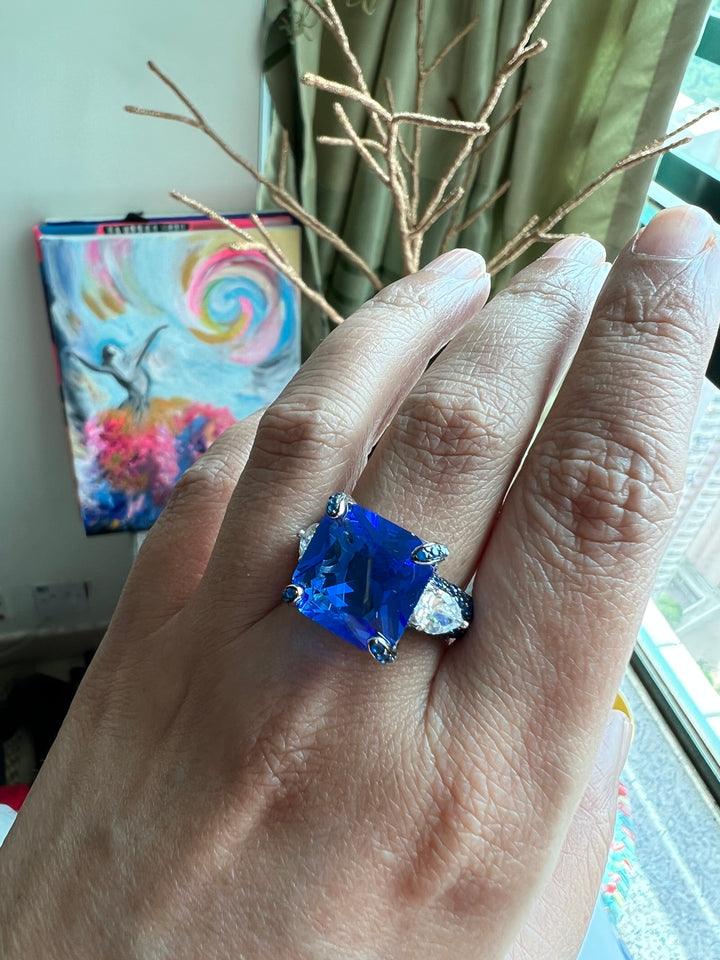 Designer Pure Silver Cubic Zirconia Ring