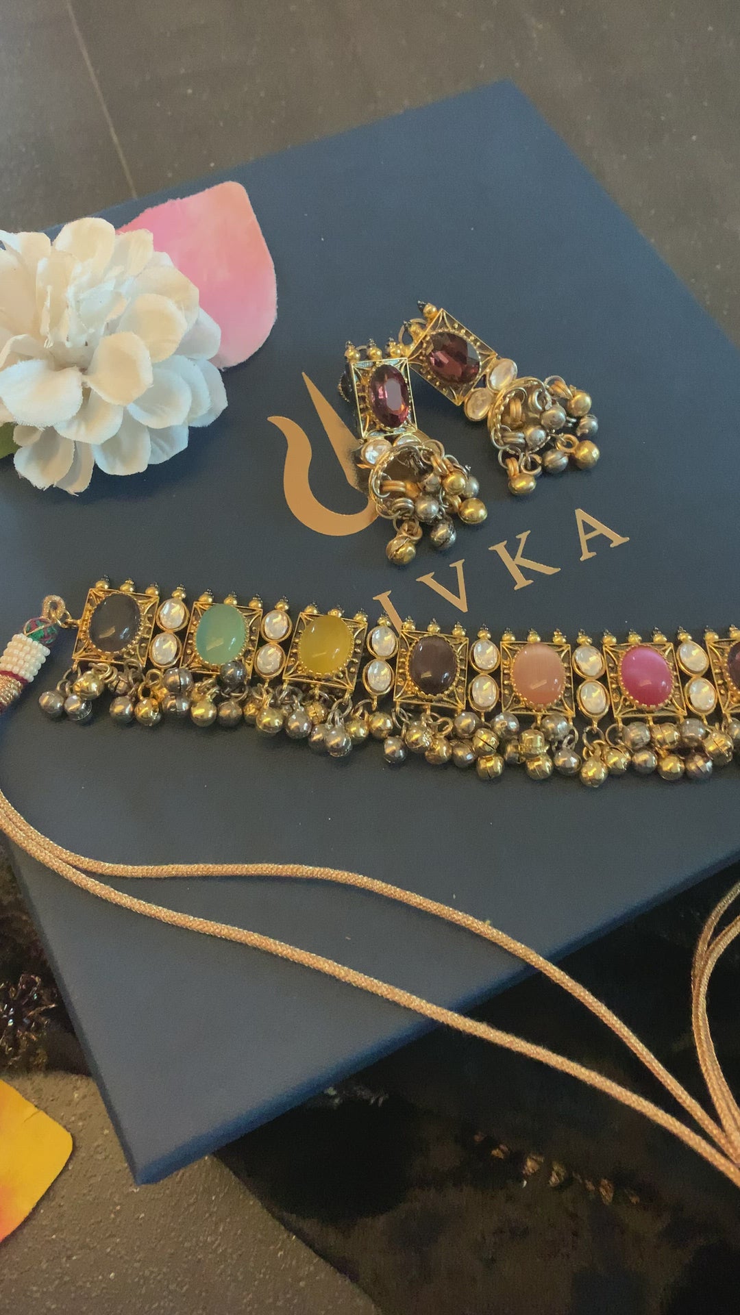 Vintage Kundan Quartz Choker with Earrings