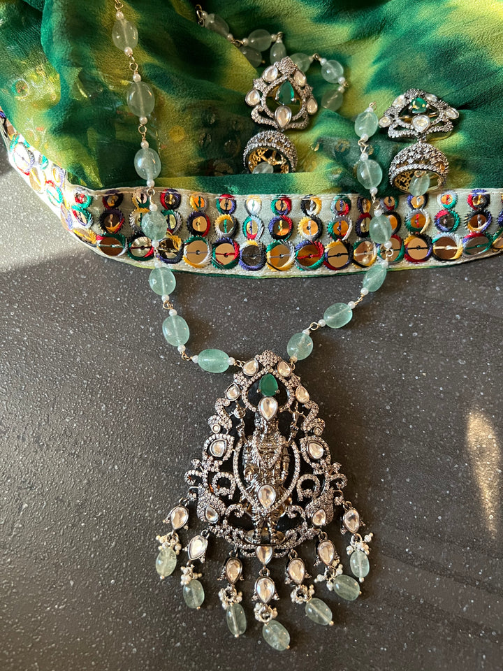 Victorian Pendant Necklace with Jhumka Earrings