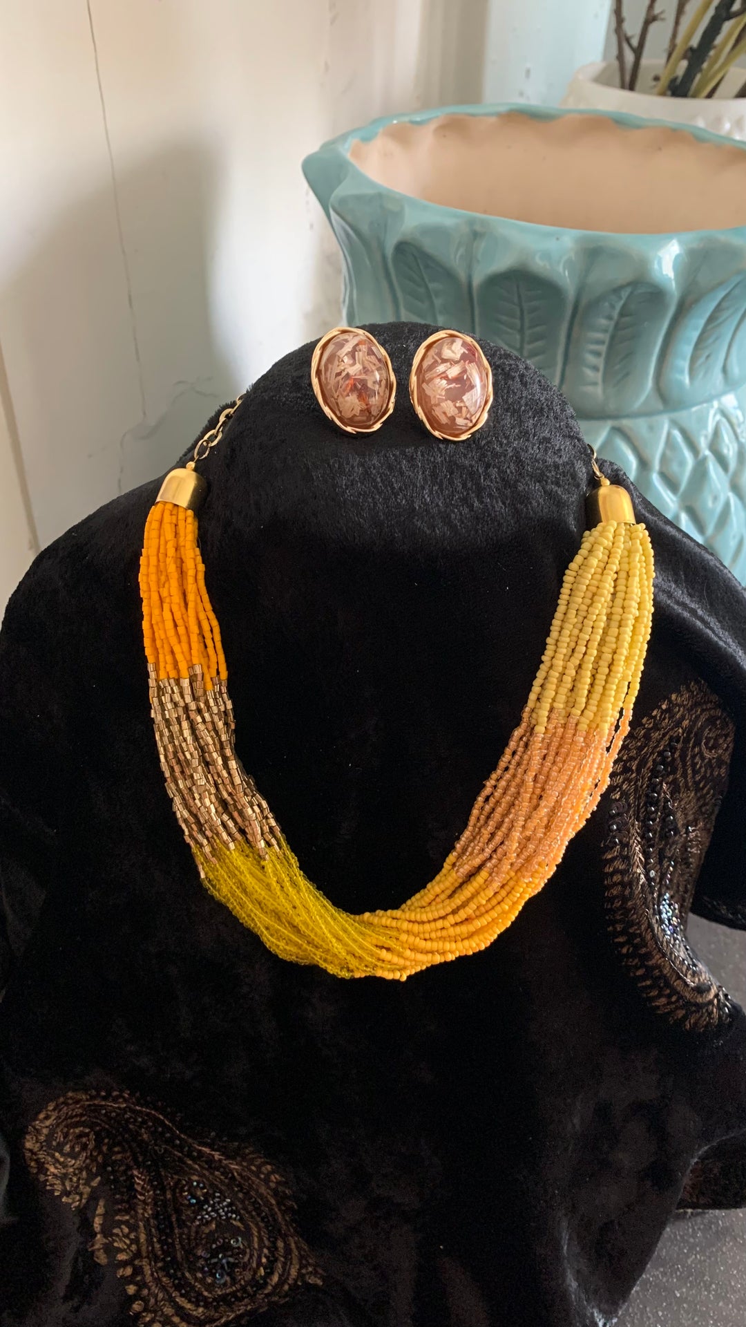 Beautiful Shaded Beads Necklace with Glass Stone Studs