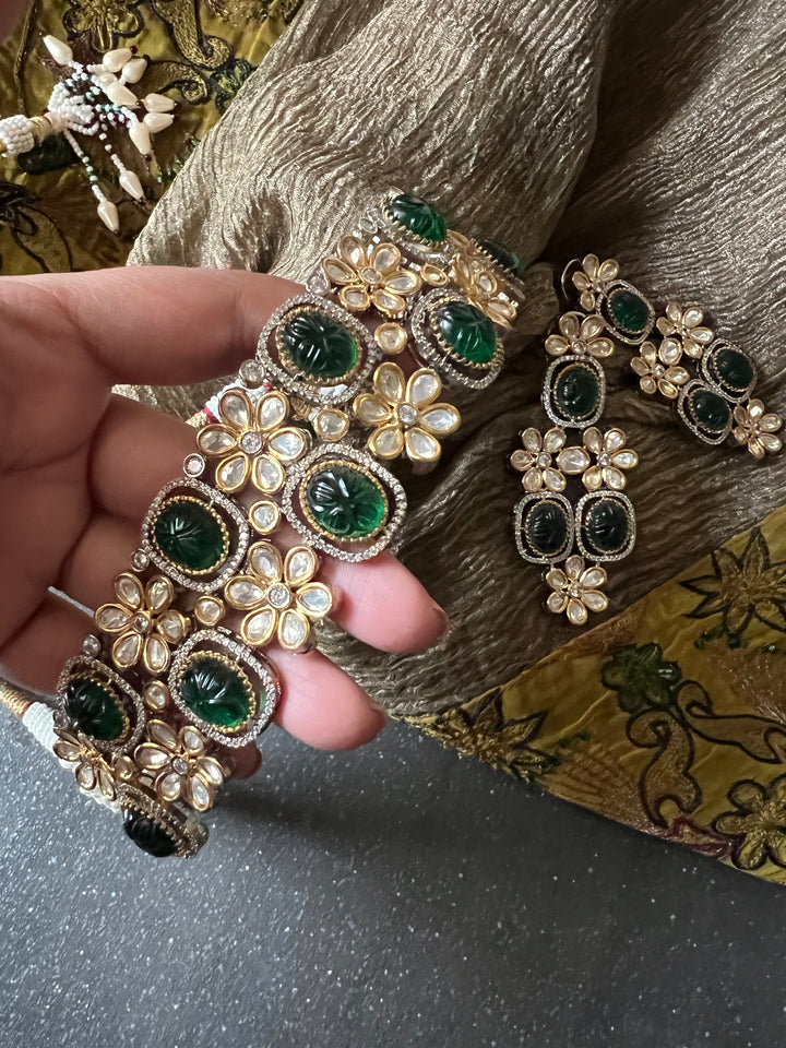 Kundan Choker with Earrings
