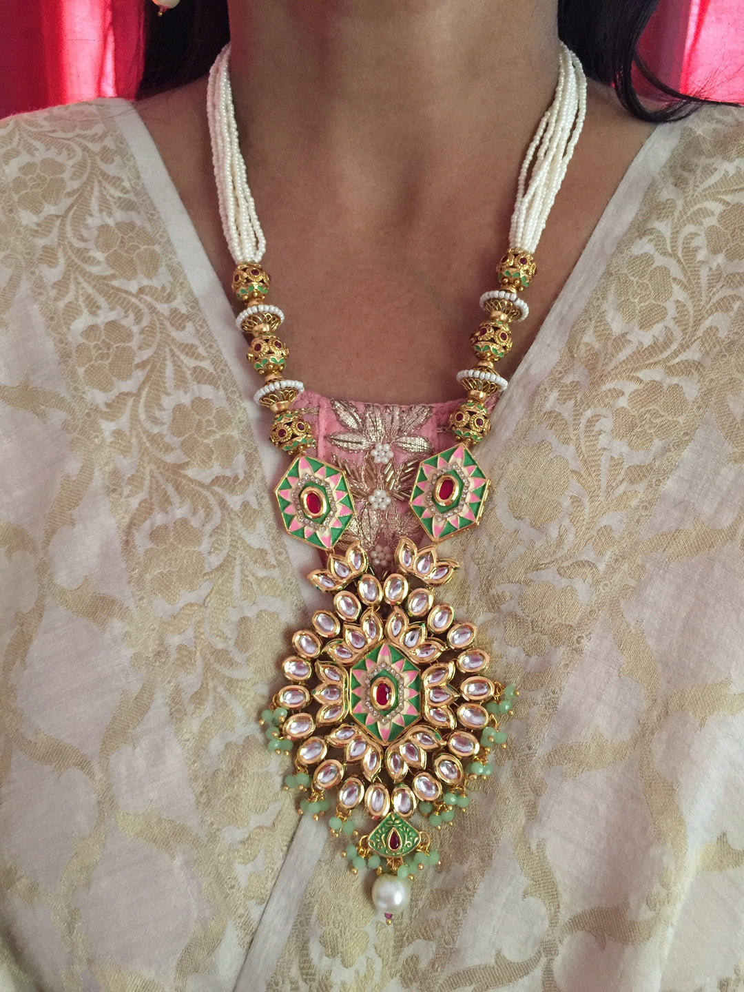 Elegant Kundan Necklace Set - Dazzle at Weddings and Festive Affairs