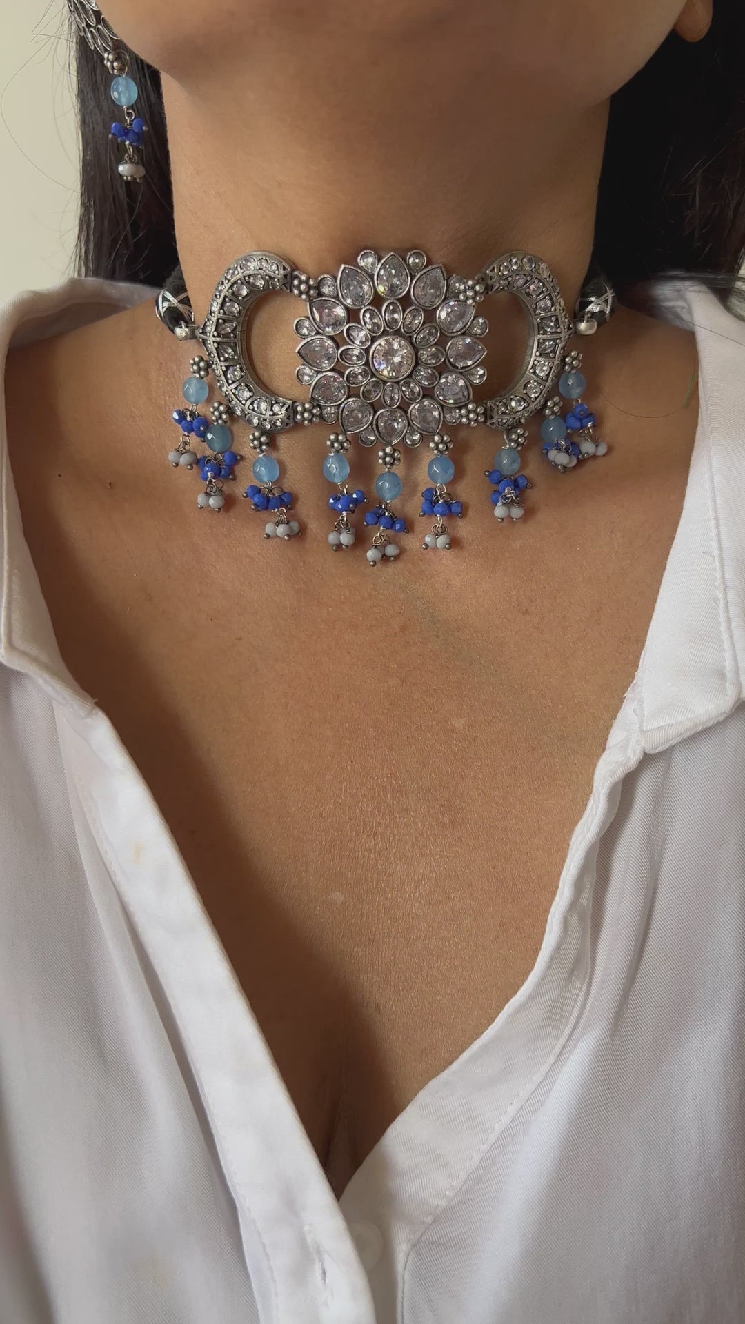 Vintage Zirconia Choker with Flower Stud Earrings