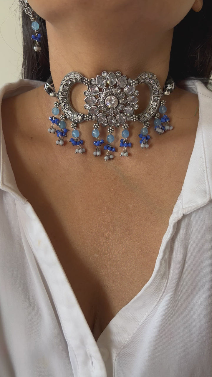 Vintage Zirconia Choker with Flower Stud Earrings