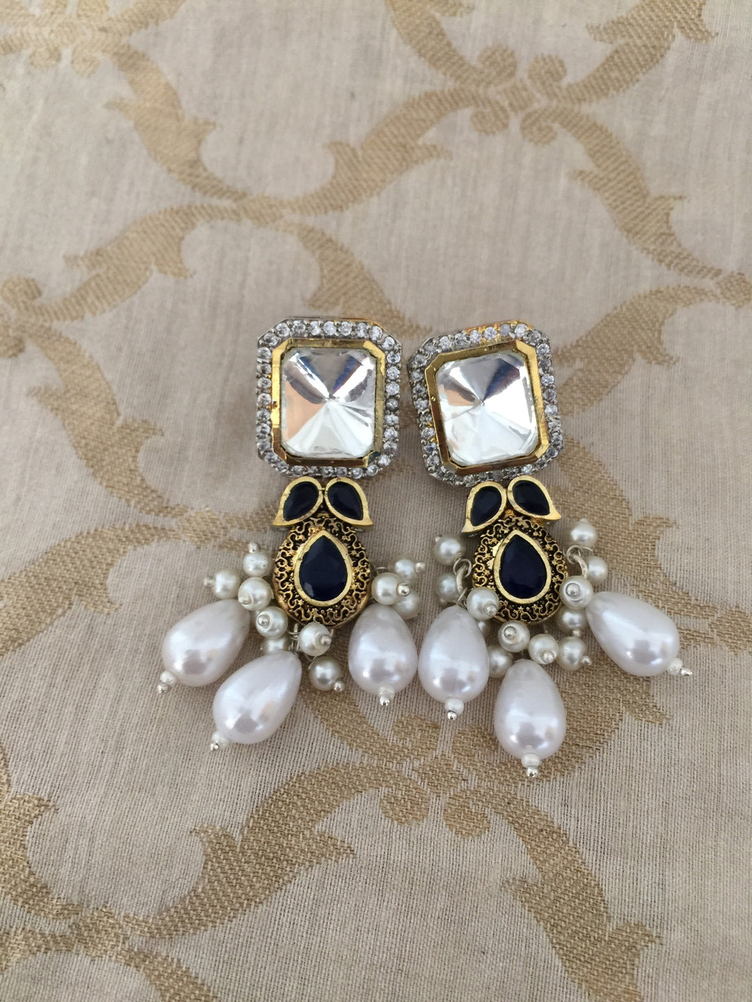 Victorian Choker with Earrings