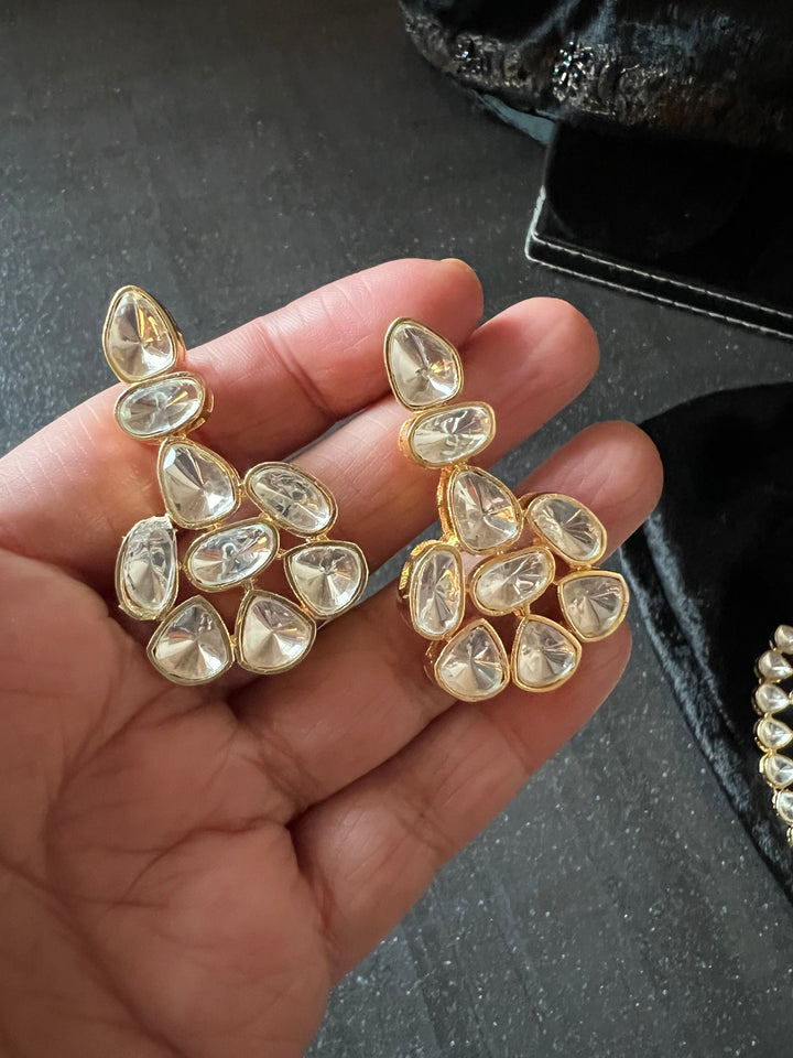 Statement Kundan Choker Necklace with Earrings